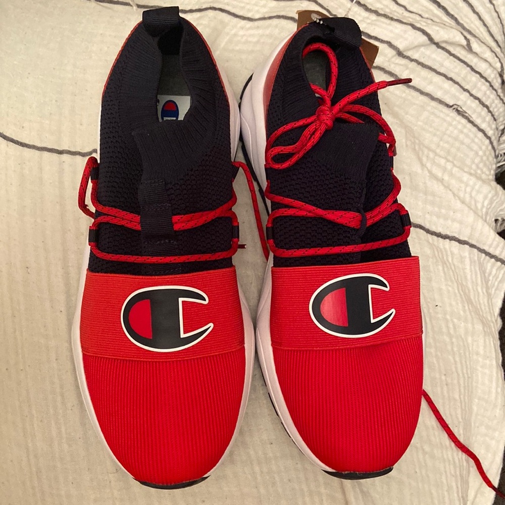 NWT Champion Mens Hype-r Lo Red Navy Sneakers Size 10